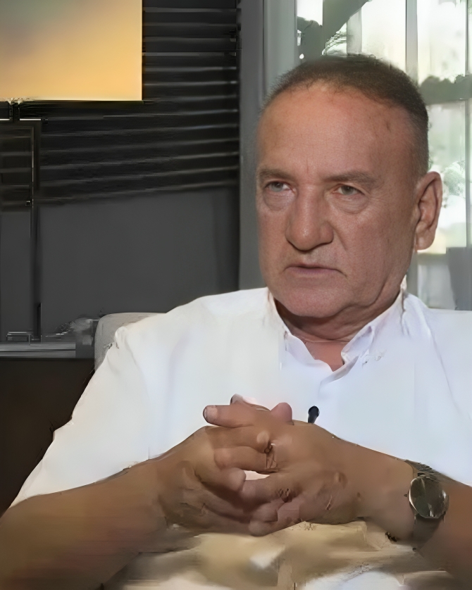 مسؤول سابق في "الصاعقة": "أنا خطفت بشير الجميل" ..  ويكشف دور حافظ الأسد في إشعال الاقتتال الفلسطيني بلبنان