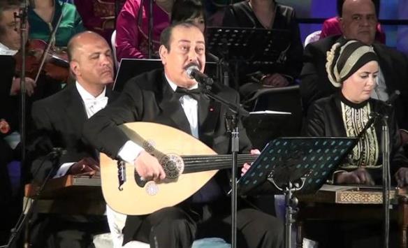 ديو يجمع لطفى بوشناق ولطيفة