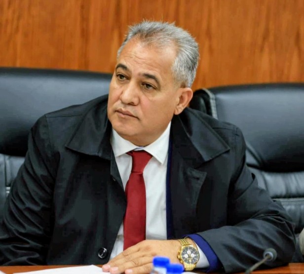 الهميسات يسأل الحكومة عن صفقة أرض وتدقيق مالي وإداري في بلدية معاذ بن جبل ومجلس الخدمات