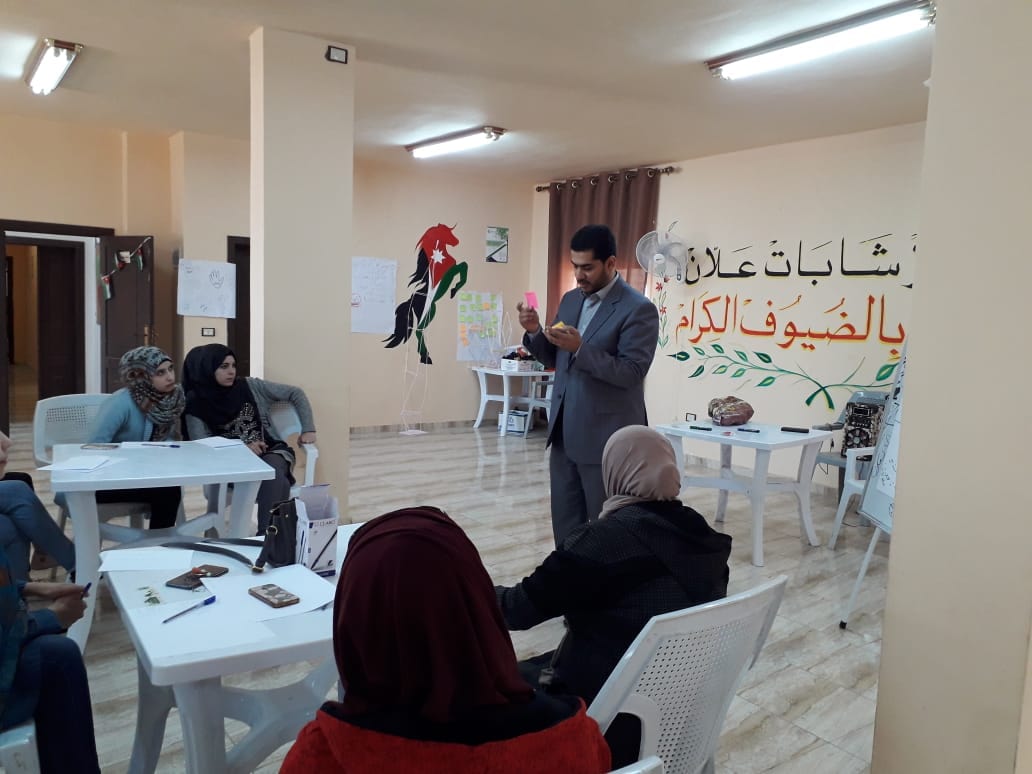 "عمان العربية" تشارك في دورة "تمكين الشباب"