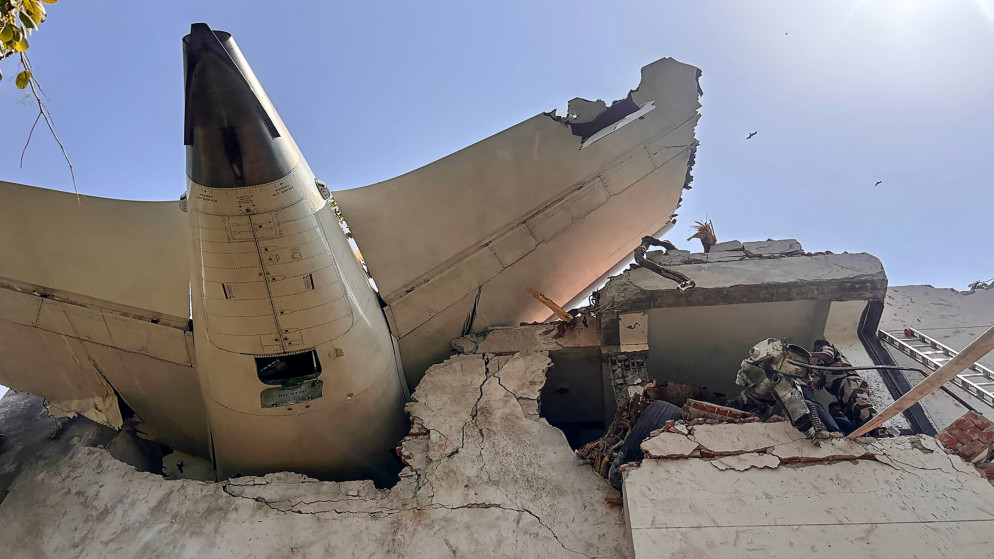 مصرع جميع ركاب الطائرة الهندية وعددهم 242 