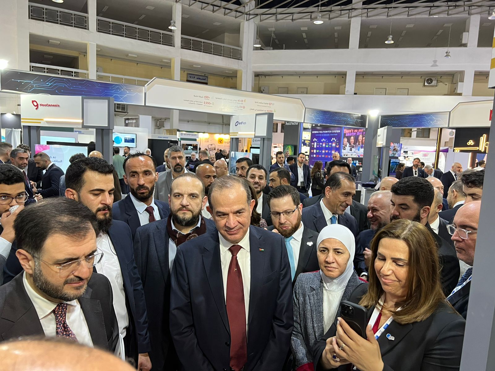 وزير الاقتصاد الرقمي يطلق مشاركة الأردن الرسمية في معرض "هايتك" بسوريا
