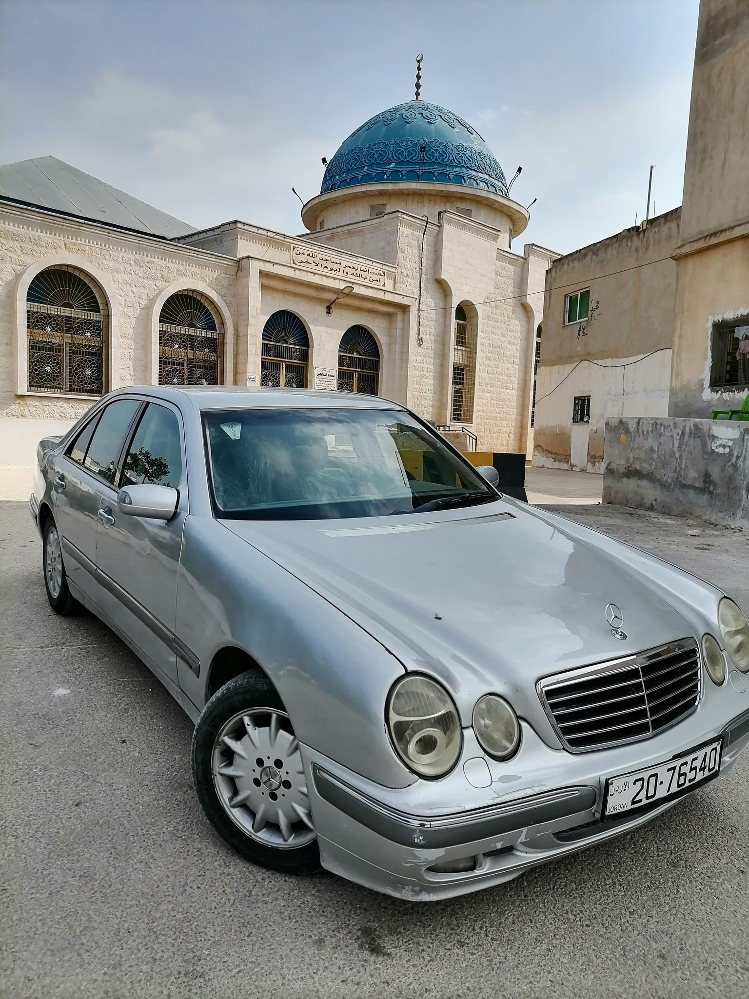 مرسيدس قرش ونص موديل 2000