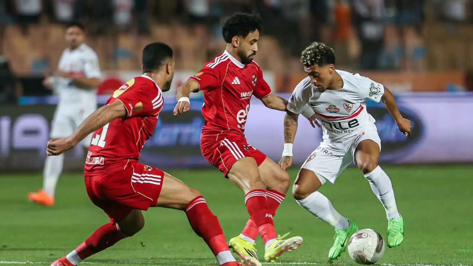 على طريقة وسام أبوعلي ..  بيزيرا "يلوي" ذراع الزمالك 
