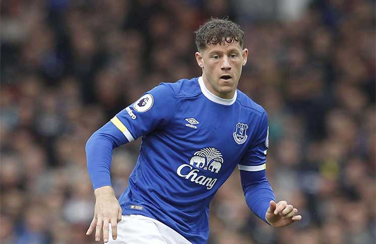 ﻿الدوري الانكليزي: إيفرتون يوجه إنذارا أخيرا لباركلي بخصوص تمديد عقده