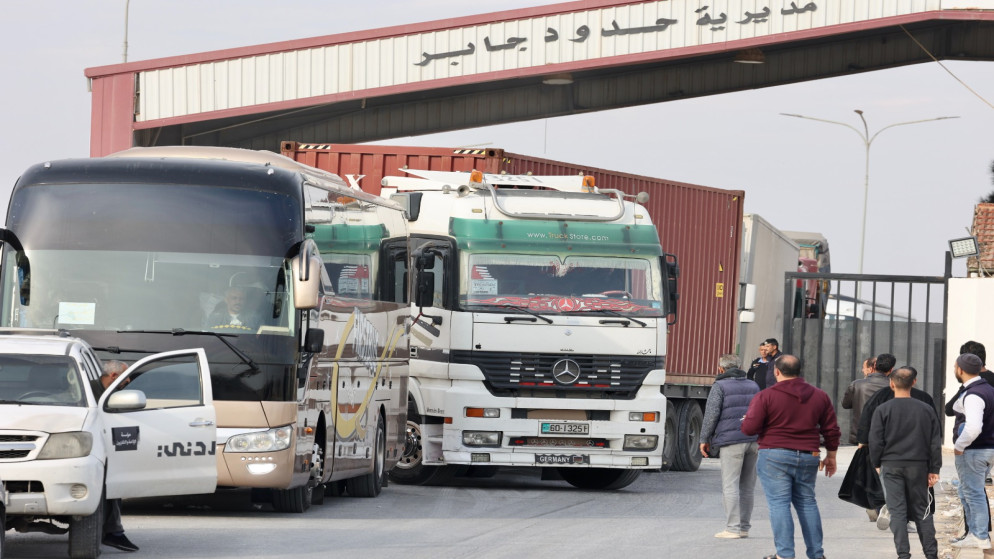 وزارة النقل: بحث ملف الشاحنات الأردنية مع الجانب السوري اليوم