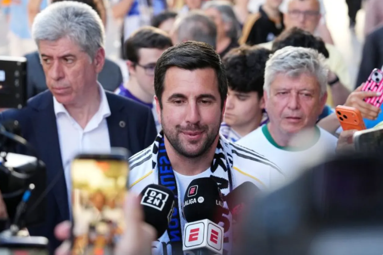 في مواجهة بيريز ..  ريكيلمي يعد جماهير ريال مدريد بصفقة من العيار الثقيل