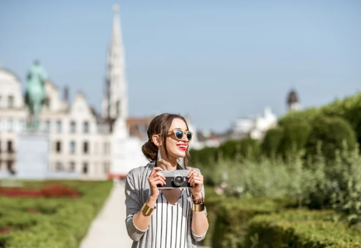 كيفية احترام التقاليد المحلية أثناء السفر