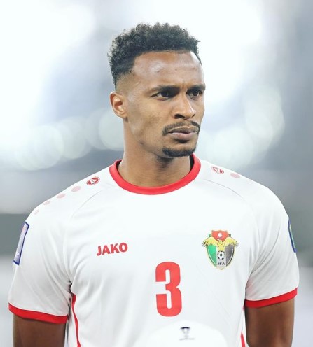 تعرف على الرسالة التي كتبها لاعب المنتخب الوطني"عبد الله نصيب" في أول أيام آسيا