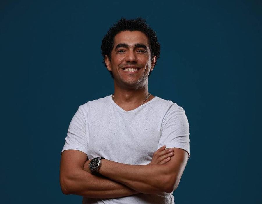 هل يستعد ميدو عادل لتجسيد شخصية محمد صلاح فنياً؟