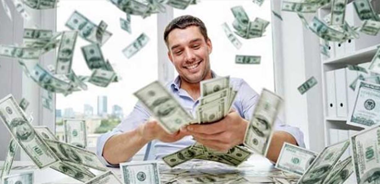 دراسة تكشف: المال يمكنه شراء السعادة