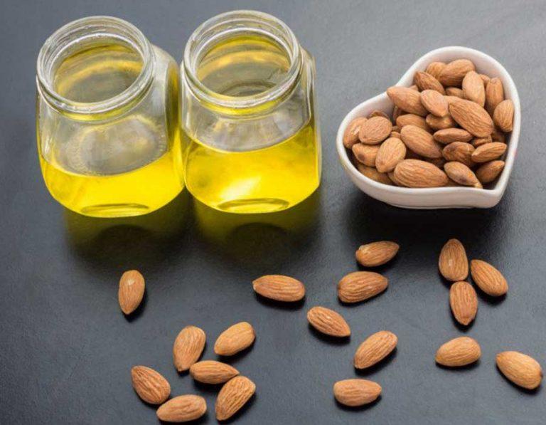 فوائد مذهلة لزيت اللوز لتفتيح الهالات السوداء