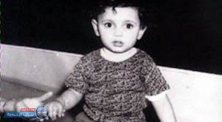 خمنوا من هذا الطفل الذي أصبح ممثلا مصريا شهيرا