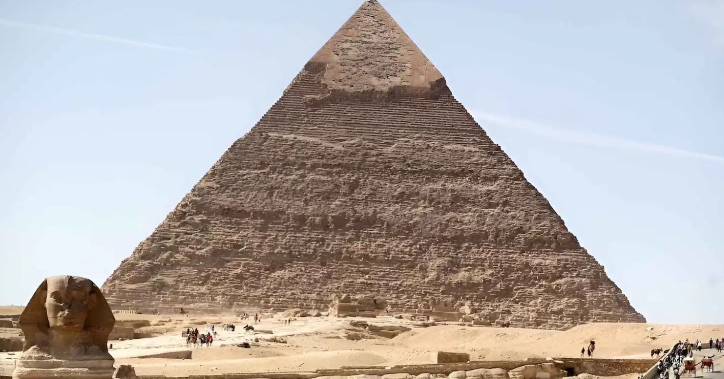 خلال 46 قرناً ..  كيف صمد هرم خوفو في مصر أمام الزلازل؟   
