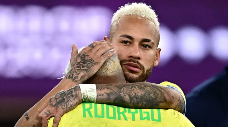 برسالة مؤثرة ..  نيمار يواسي رودريغو بعد صدمة الرباط الصليبي