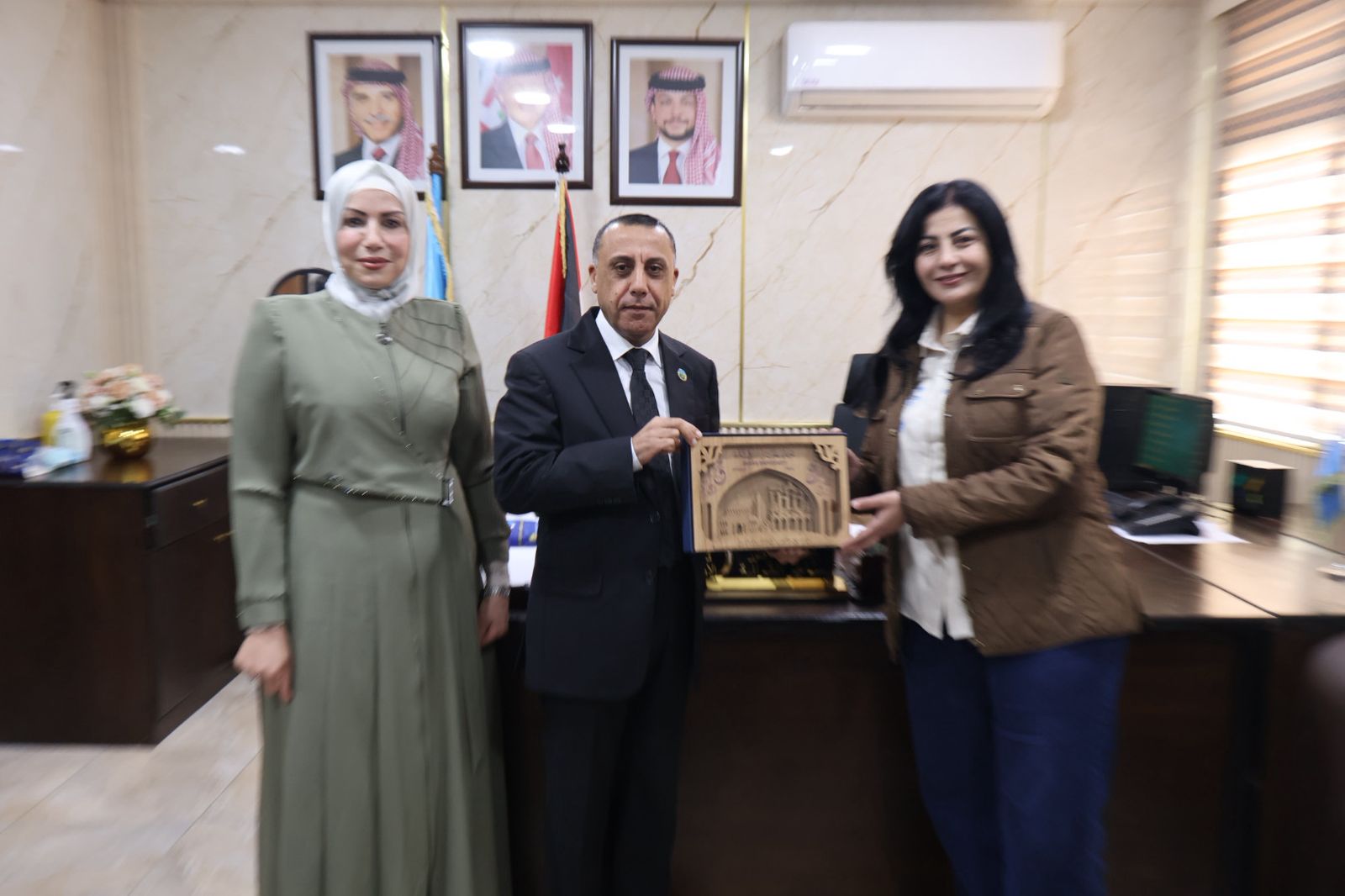 الدكتورة مرام أبو النادي تُحاضر في جامعة الزرقاء حول تمكين الشباب المبدع ثقافياً