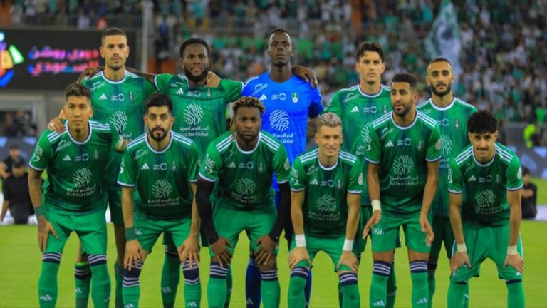 إصابة دموية لنجم الأهلي السعودي في لقاء اتحاد جدة
