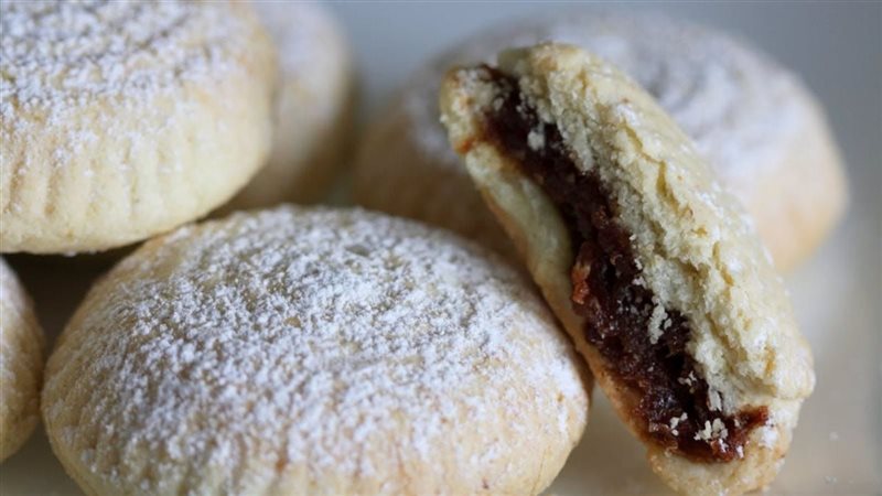 تفسير حلم أكل الكحك في المنام وعلاقته بسماع أخبار سارة