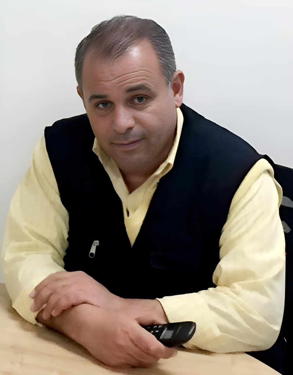 عاطف أبوحجر  يكتب: الرجال مواقف  