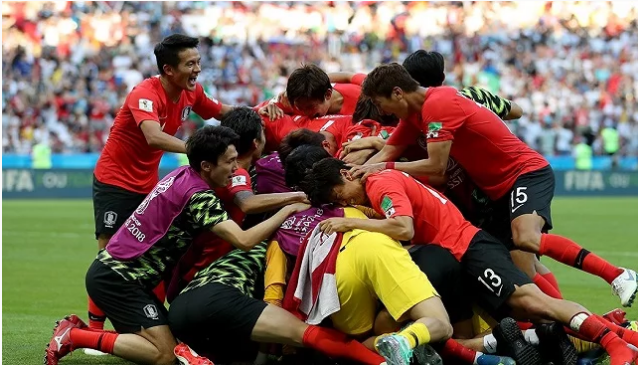 نجوم منتخب كوريا الجنوبية احتفلوا بالتأهل قبل اكتشاف الحقيقة