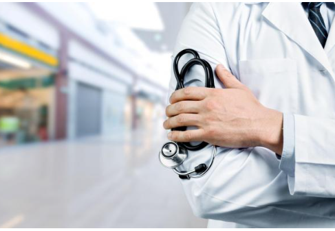 نظام ترخيص عيادات ومراكز الطب البشري يدخل حيز التنفيذ