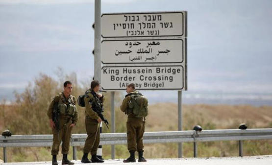 الاحتلال يمنع سفر 9 فلسطينيين للاردن