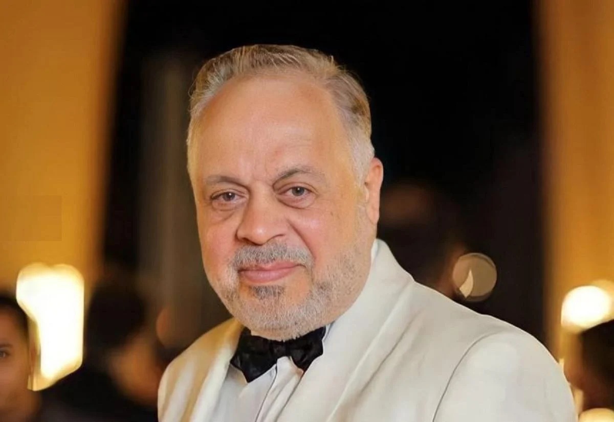 أشرف زكي يتوعّد الفنانين بالشطب إذا لم يسدّدوا الاشتراكات