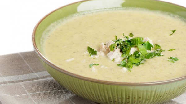 طريقة عمل شوربة الدجاج بالكريمة والفطر