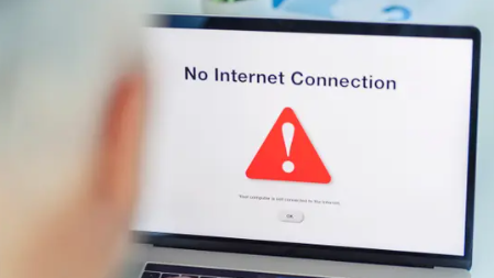 إيران تعلن إعادة خدمة الإنترنت بشكل كامل الليلة