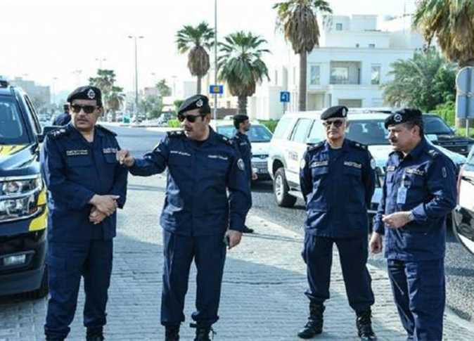 أزمة جديدة ..  الداخلية الكويتية توقف جميع أنواع التأشيرات للبنانيين