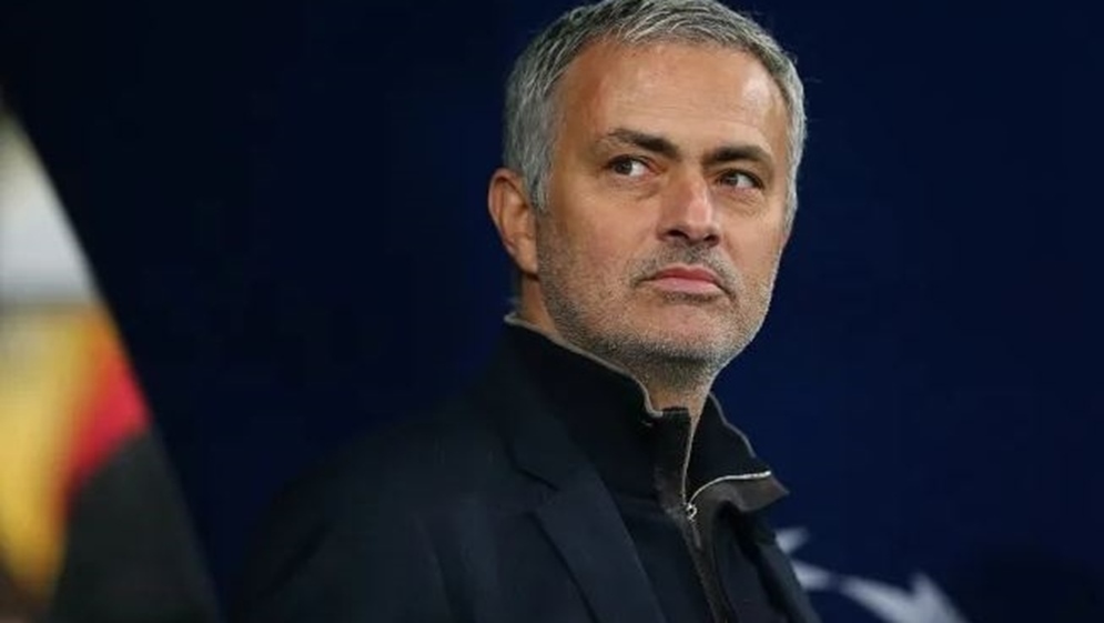 مورينيو لمهاجمي ريال مدريد: لا مكان للاعب لا يدافع