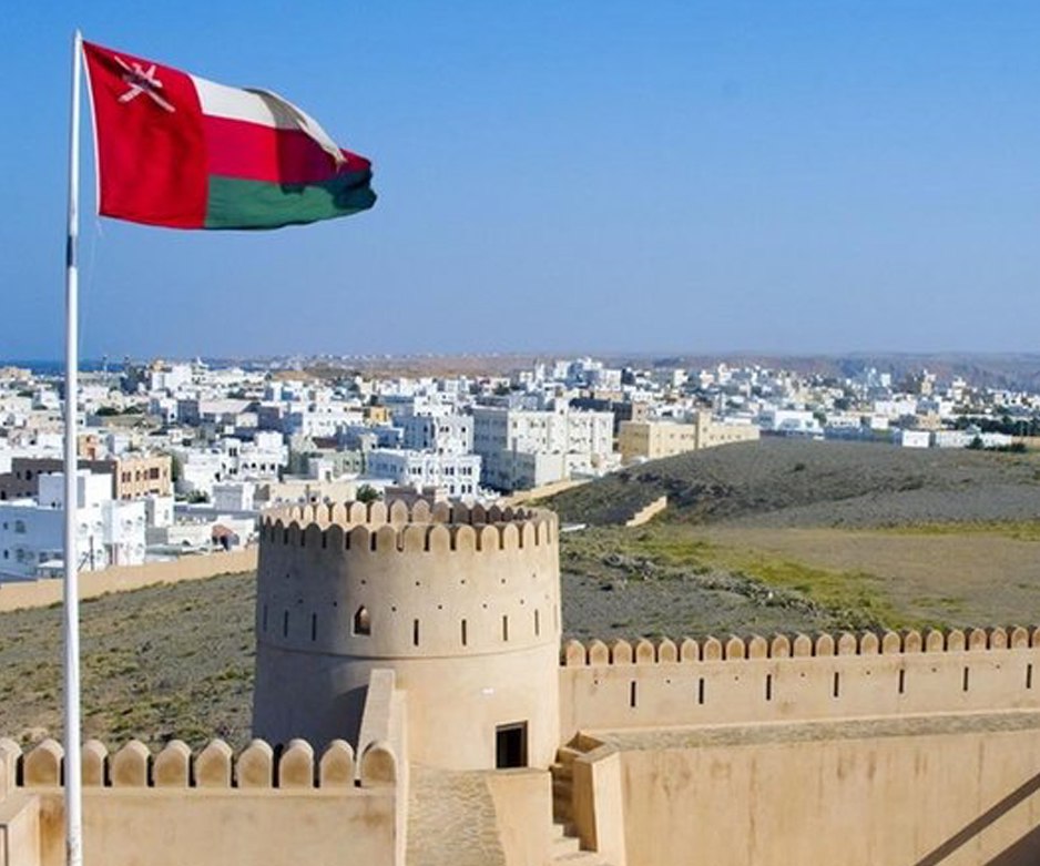 سلطنة عمان تسمح للطائرات الإسرائيلية بعبور مجالها الجوي