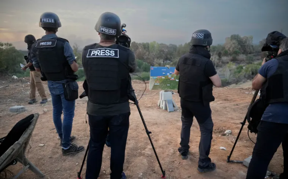 53 انتهاكا للاحتلال بحق الصحفيين الفلسطينيين في شهر مارس