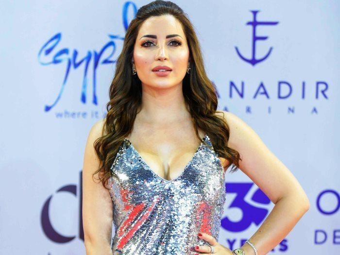 نسرين طافش تكشف عن سبب تناولها كابتشينو بالذهب - فيديو