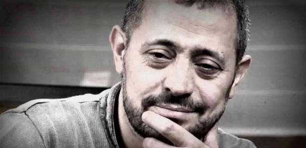 بالفيديو: جورج وسوف يصل القاهرة على كرسي متحرك ..  شاهدوا ما حصل معه بالمطار