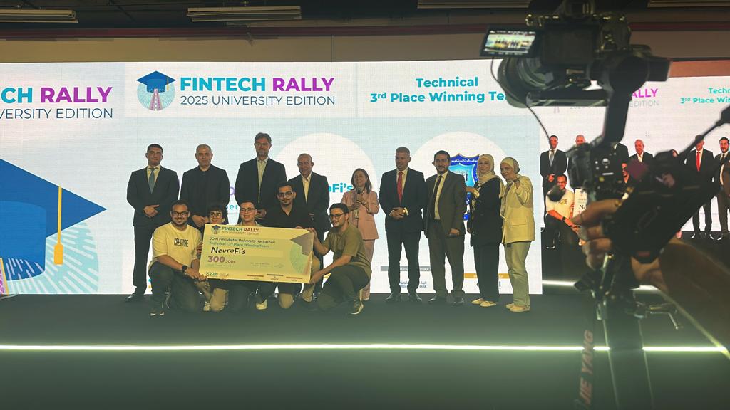 فريق عمان الأهلية يفوز بالمركز الثالث في مسابقة  FinTech Rally 2025