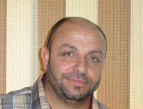 الإفراج عن الناشط عادل عواد بعد يومين من قرار تكفيله