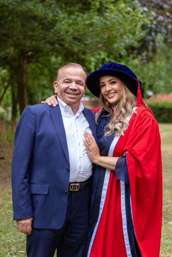 راما عدنان أبو حمور  ..  مبارك الدكتوراة 
