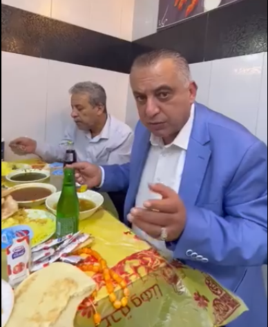 بالفيديو  ..  النائب الظهراوي من داخل احد المطاعم: مستمرون بحملة مقاطعة الدجاج 