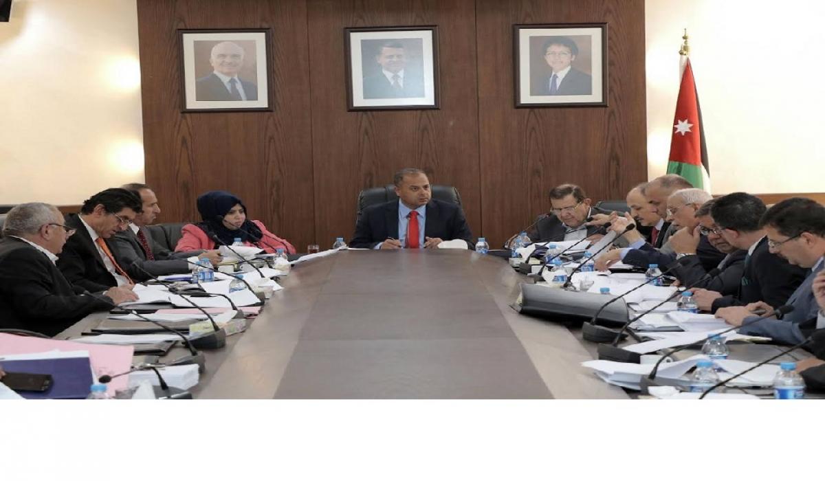 لجنة مشتركة أقرت معدل قانون البنوك