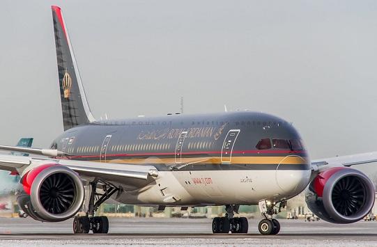 بالفيديو:طيار أردني يتحدى عاصفة سيارا في بريطانيا 