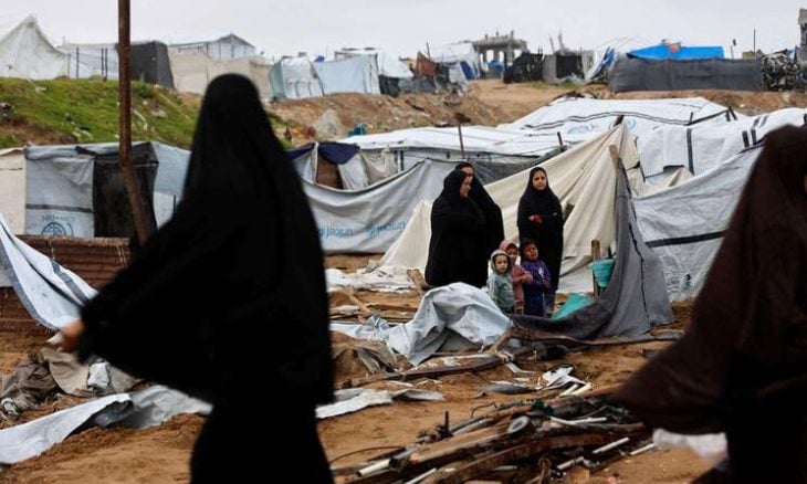 الأمطار تجتاح وتدمر المخيمات الهشة في غزة #سرايا 