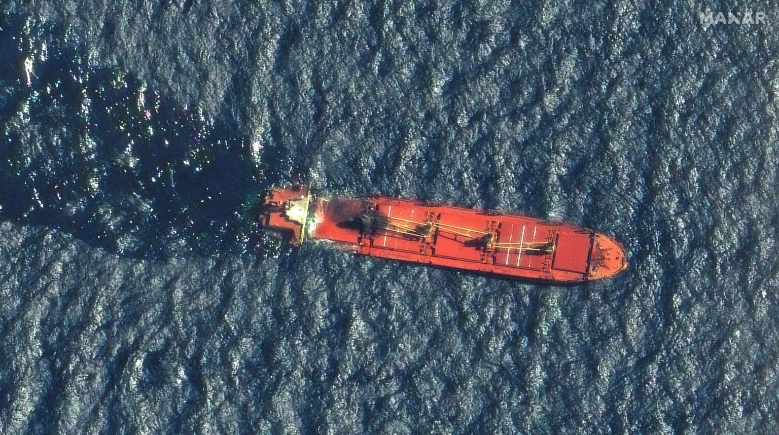 الجيش الأمريكي يؤكد غرق السفينة روبيمار بعد تعرضها لهجوم حوثي