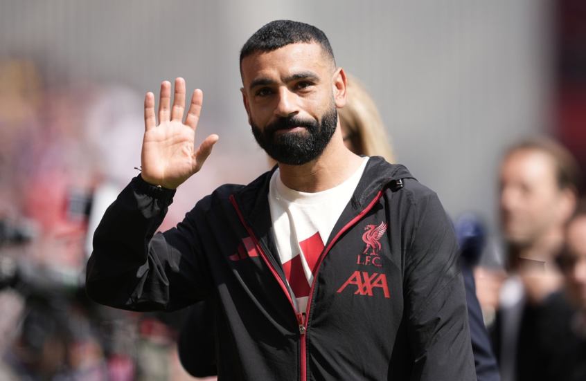 ليفربول يودع محمد صلاح بجريدته الرسمية بطريقة خاصة