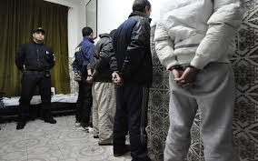 تفاصيل مروعة ..  العثور على 3 جثث متعفنة لاطفال ..  والقبض على 4 متهمين بقتلهم في مصر 