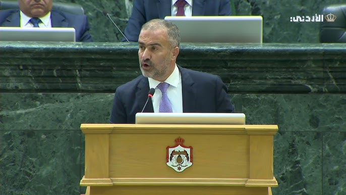 النائب فريحات لرئيس الوزراء: وعدت بما تستطيع ولم تفعل ما تقول ..  وعجلون تدفع الثمن