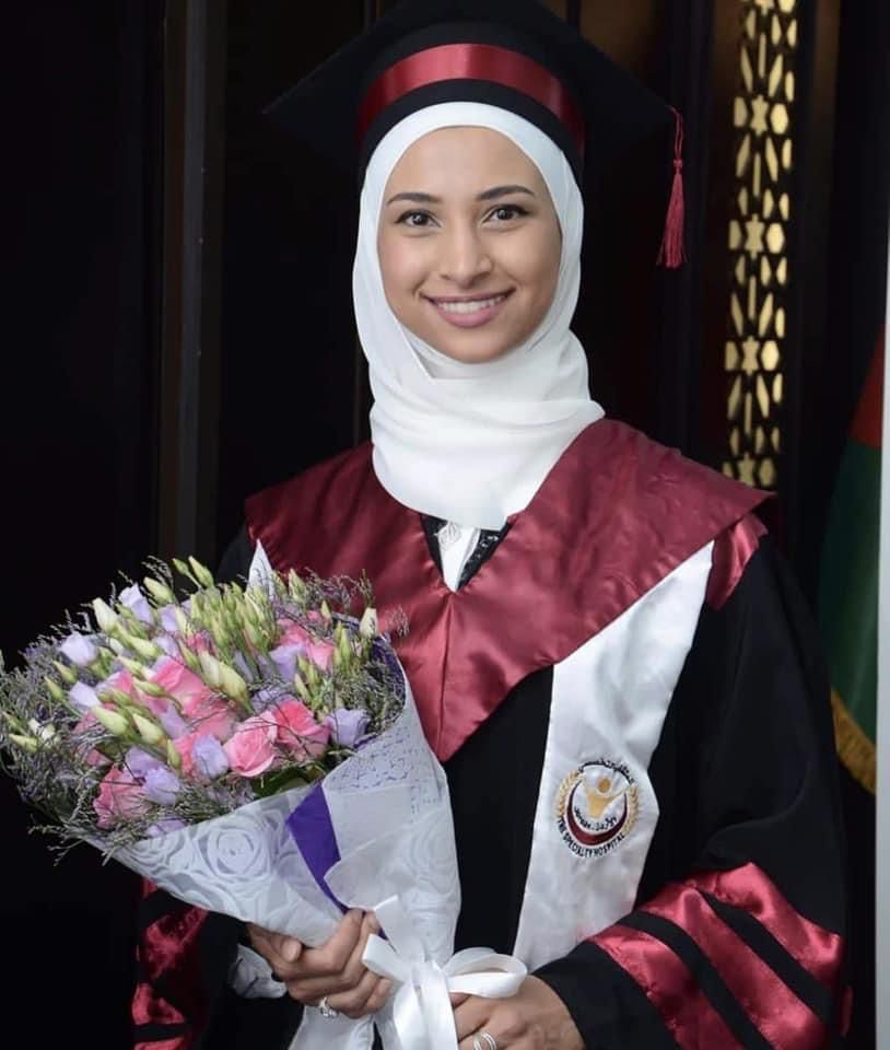 سرايا تهنئ الدكتور فوزي الحموري بمناسبة نجاح ابنته الدكتورة غالية