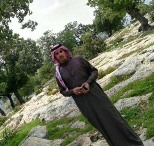مطلق السليمات "عيد ميلاد سعيد"