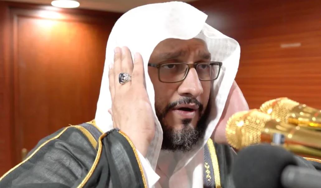 وفاة مؤذن المسجد الحرام الشيخ إبراهيم المدني