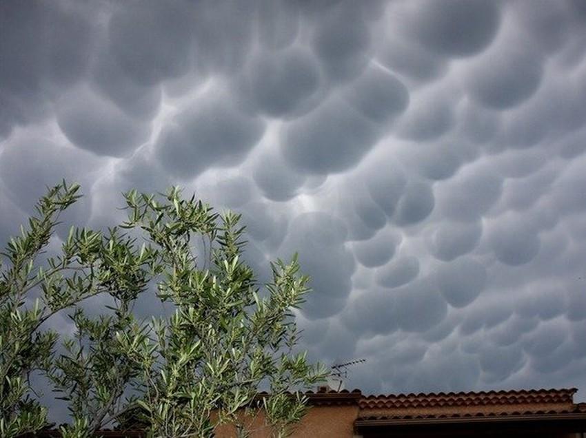 ما هي سحب الماماتوس التي ظهرت في سماء المسجد النبوي؟